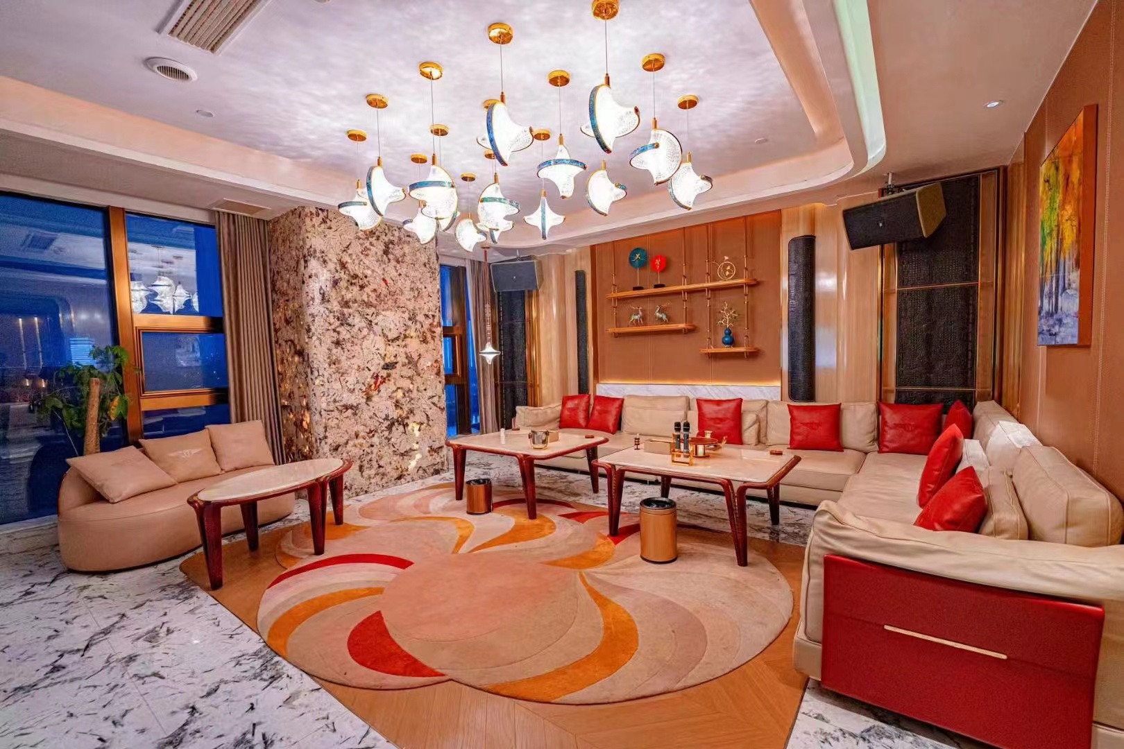 莒县KTV预订享受极致娱乐体验_ 深夜订房网